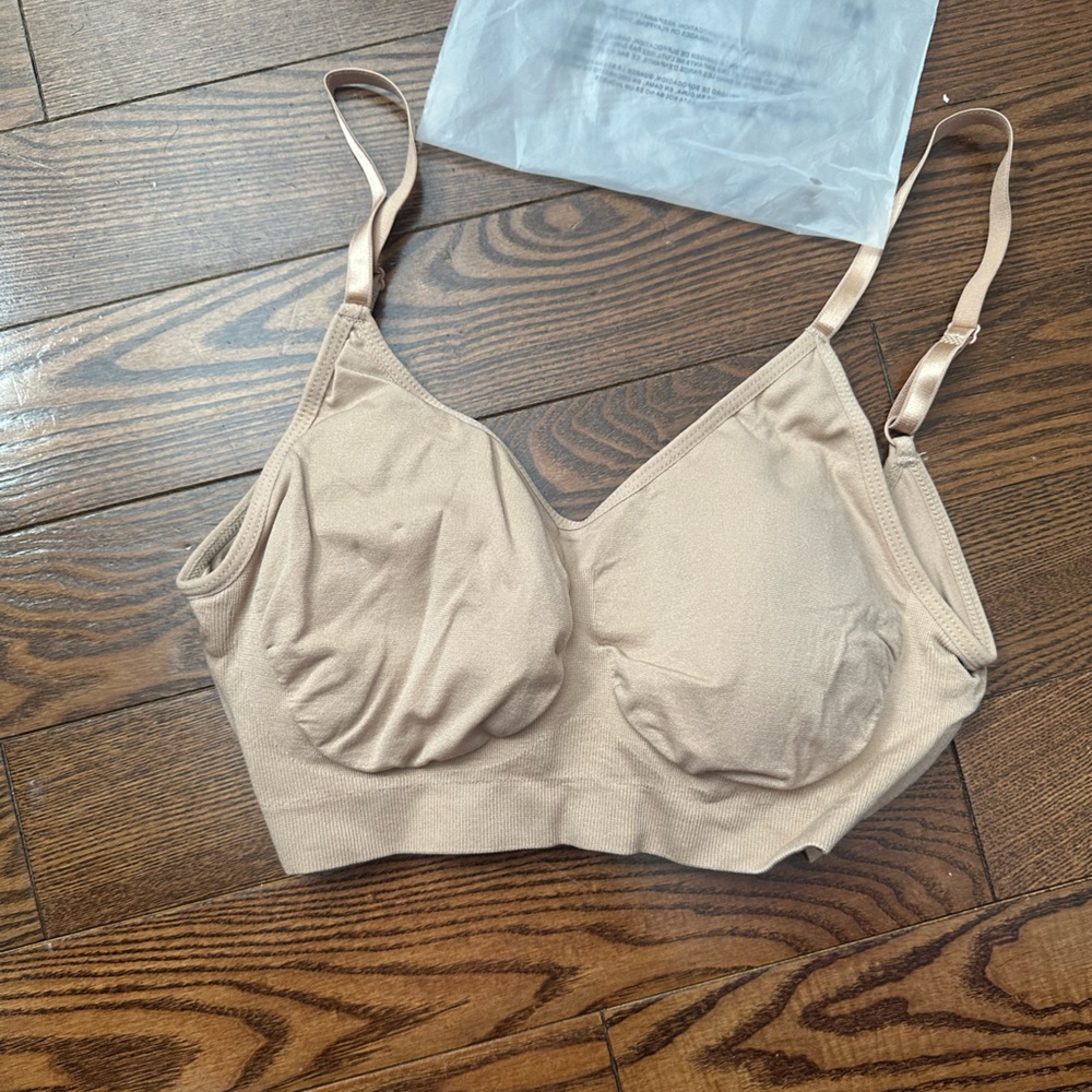 Seamless Tan Bralette - Picture 2 of 2